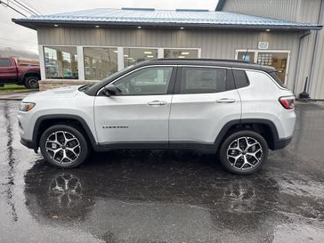 New 2026 Jeep Compass Limited 4x4