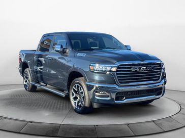 2025 RAM 1500 Laramie Crew Cab 4x4 5'7' Box