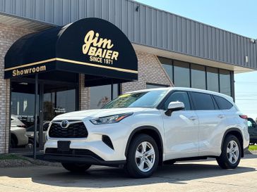 Used 2023 Toyota Highlander L