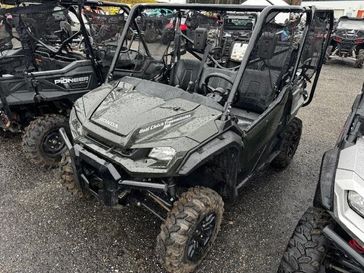 2024 Honda Pioneer 1000-5 Deluxe