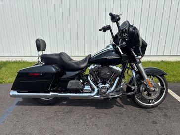 2016 Harley-Davidson FLHXS &sol; Street Glide Special 