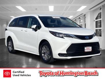 Used 2024 Toyota Sienna LE
