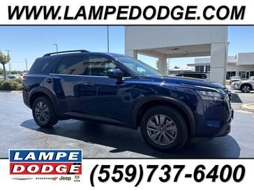 Used 2024 Nissan Pathfinder SV