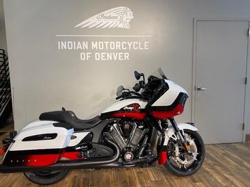 2025 Indian Motorcycle CHALLENGER ELITE, 49ST Elite 