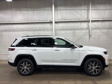 New 2025 Jeep Grand Cherokee Limited 4x4
