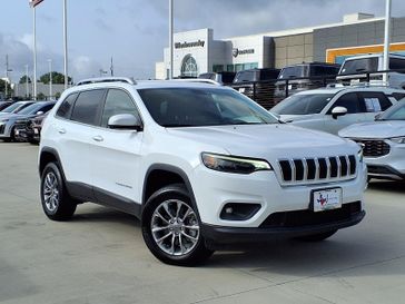 Used 2019 Jeep Cherokee Latitude Plus