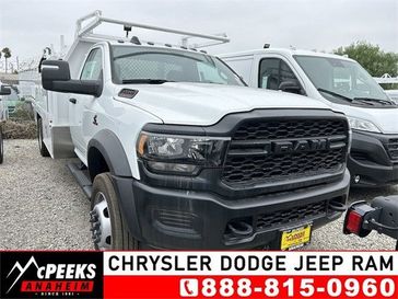 2023 RAM 5500 Tradesman Chassis Regular Cab 4x2 108' Ca in a Bright White Clear Coat exterior color and Diesel Gray/Blackinterior. McPeek's Chrysler Dodge Jeep Ram of Anaheim 888-861-6929 mcpeeksdodgeanaheim.com 