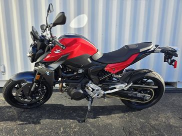 2024 BMW F 900 R  in a RED exterior color. Wagner Motorsports (508) 581-5950 wagnermotorsport.com 