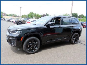 New 2026 Jeep Grand Cherokee Limited