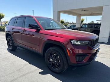 2025 Jeep Grand Cherokee Altitude 4x4