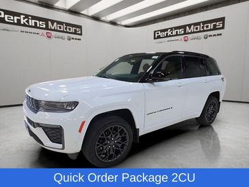 New 2026 Jeep Grand Cherokee Summit 4x4