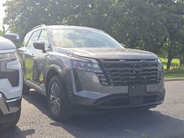 Used 2026 Nissan Pathfinder SV