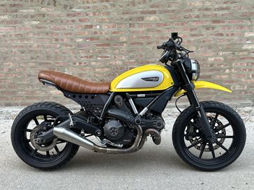 2016 Ducati Scrambler 800 Icon 