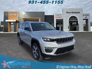 2024 Jeep Grand Cherokee 4xe in a Silver Zynith exterior color and Global Blackinterior. Stan McNabb Chrysler Dodge Jeep Ram FIAT 931-408-9662 