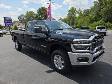 New 2025 RAM 2500 Big Horn Crew Cab 4x4 8' Box