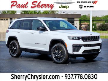 New 2026 Jeep Grand Cherokee Laredo Altitude 4x4