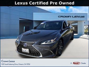 2022 Lexus ES 300h