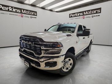 New 2026 RAM 2500 Tradesman Crew Cab 4x4 6'4' Box
