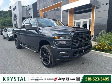 New 2026 RAM 2500 Black Express Crew Cab 4x4 6'4' Box