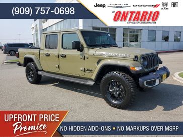 New 2025 Jeep Gladiator High Tide
