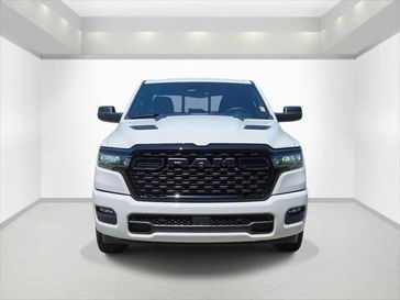New 2026 RAM 1500 Express Crew Cab 4x4 5'7' Box