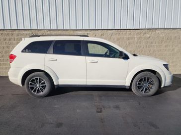 Used 2018 Dodge Journey SE