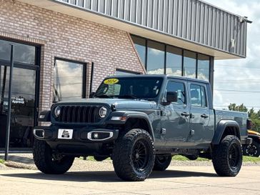 Used 2024 Jeep Gladiator Sport