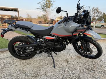 New 2025 Royal Enfield HIMALAYAN 450 