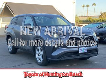 Used 2023 Toyota Highlander LE