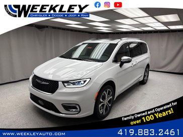 New 2026 Chrysler Pacifica Pinnacle Awd