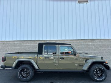 2025 Jeep Gladiator Willys
