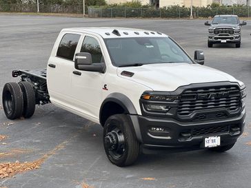 New 2026 RAM 4500 Tradesman Chassis Crew Cab 4x4 60' Ca