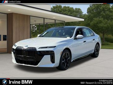 Mineral White Metallic