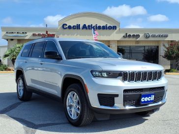 New 2026 Jeep Grand Cherokee L Laredo 4x2