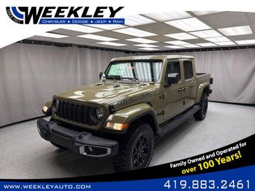 New 2025 Jeep Gladiator High Tide 4x4