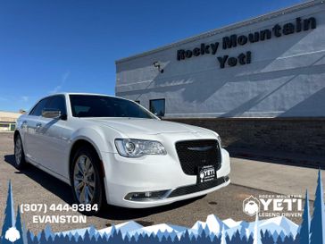Used 2017 Chrysler 300 300C
