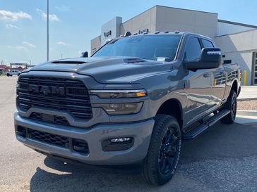 New 2025 RAM 2500 Laramie Crew Cab 4x4 6'4' Box