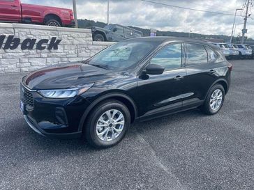 New 2025 Ford Escape Active