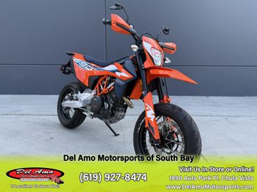 2024 KTM 690 SMC R 