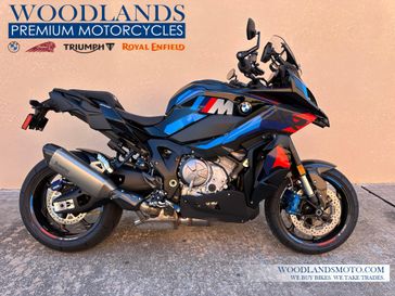 New 2025 BMW M 1000 XR 