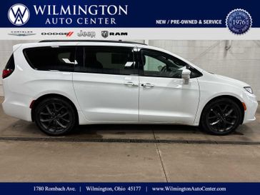 Used 2021 Chrysler Pacifica Touring