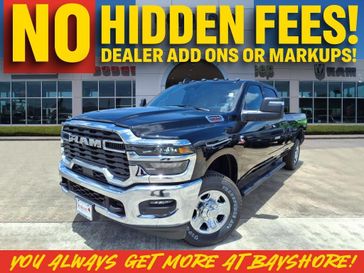 2025 RAM 2500 Tradesman Crew Cab 4x4 8' Box