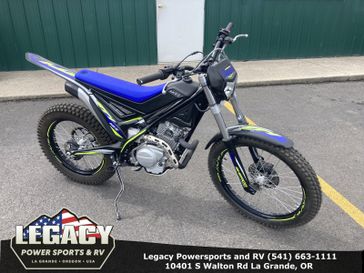 2022 Sherco 125 TY LONG RIDE  in a Blue exterior color. Legacy Powersports 541-663-1111 legacypowersports.net 