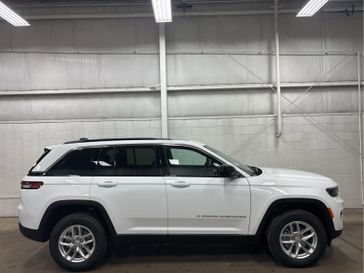 2025 Jeep Grand Cherokee Laredo X 4x4