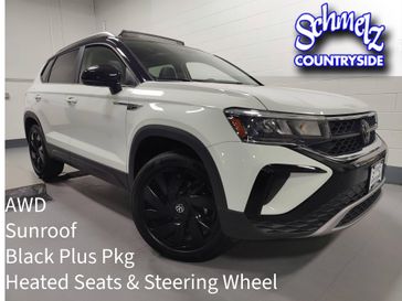 2024 Volkswagen Taos SE AWD w/Sunroof & Black Plus Pkg