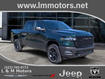 New 2027 RAM 1500 Warlock Crew Cab 4x4 5'7' Box