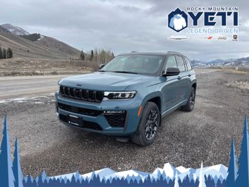 New 2026 Jeep Grand Cherokee Summit 4x4