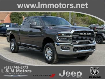 2025 RAM 2500 Tradesman Crew Cab 4x4 6'4' Box