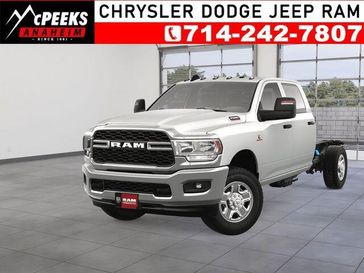 New 2023 RAM 3500 Tradesman Crew Cab Chassis 4x2 60' Ca
