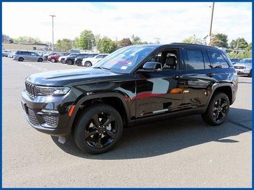 New 2025 Jeep Grand Cherokee Limited